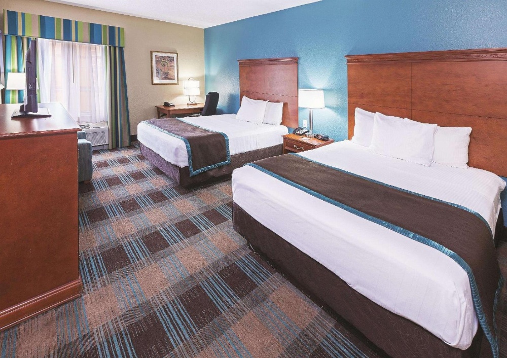 La Quinta Inn & Suites by Wyndham Houston Hobby Airport